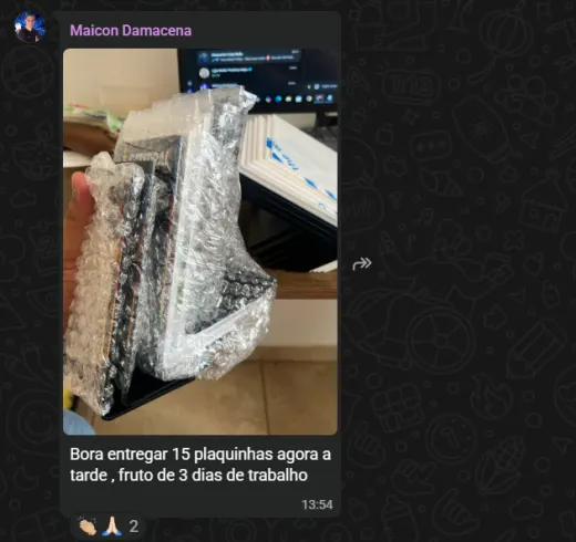 Print de aluno: 15 plaquinhas para entregar